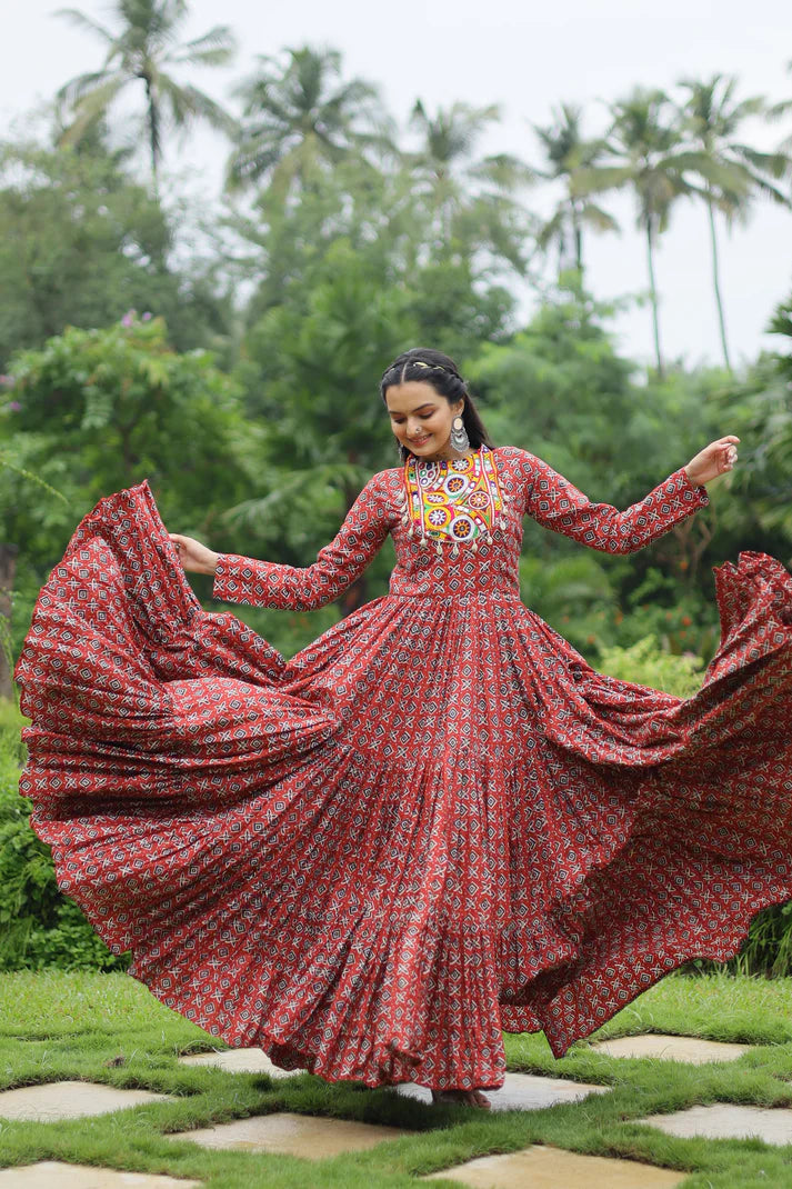 NAVRATRI SPECIAL COTTON GAMTHI PATCH WORK GOWN (WD49) (01)