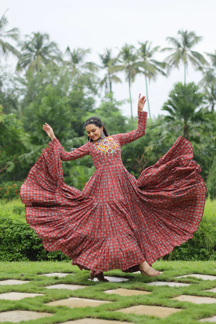 NAVRATRI SPECIAL COTTON GAMTHI PATCH WORK GOWN (WD49) (01)