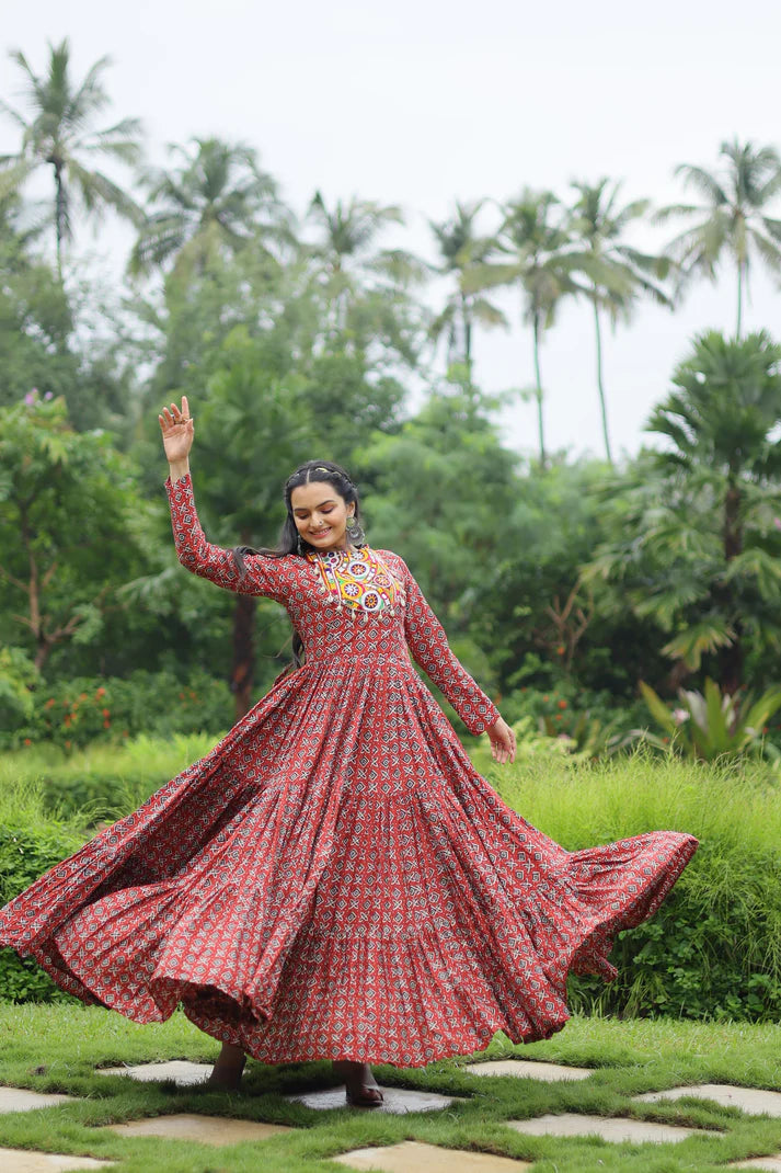 NAVRATRI SPECIAL COTTON GAMTHI PATCH WORK GOWN (WD49) (01)