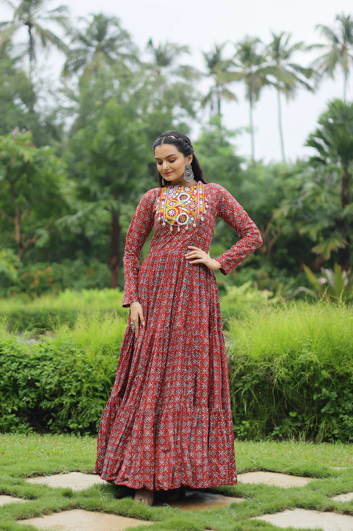 NAVRATRI SPECIAL COTTON GAMTHI PATCH WORK GOWN (WD49) (01)