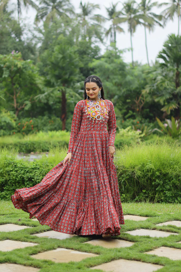 NAVRATRI SPECIAL COTTON GAMTHI PATCH WORK GOWN (WD49) (01)