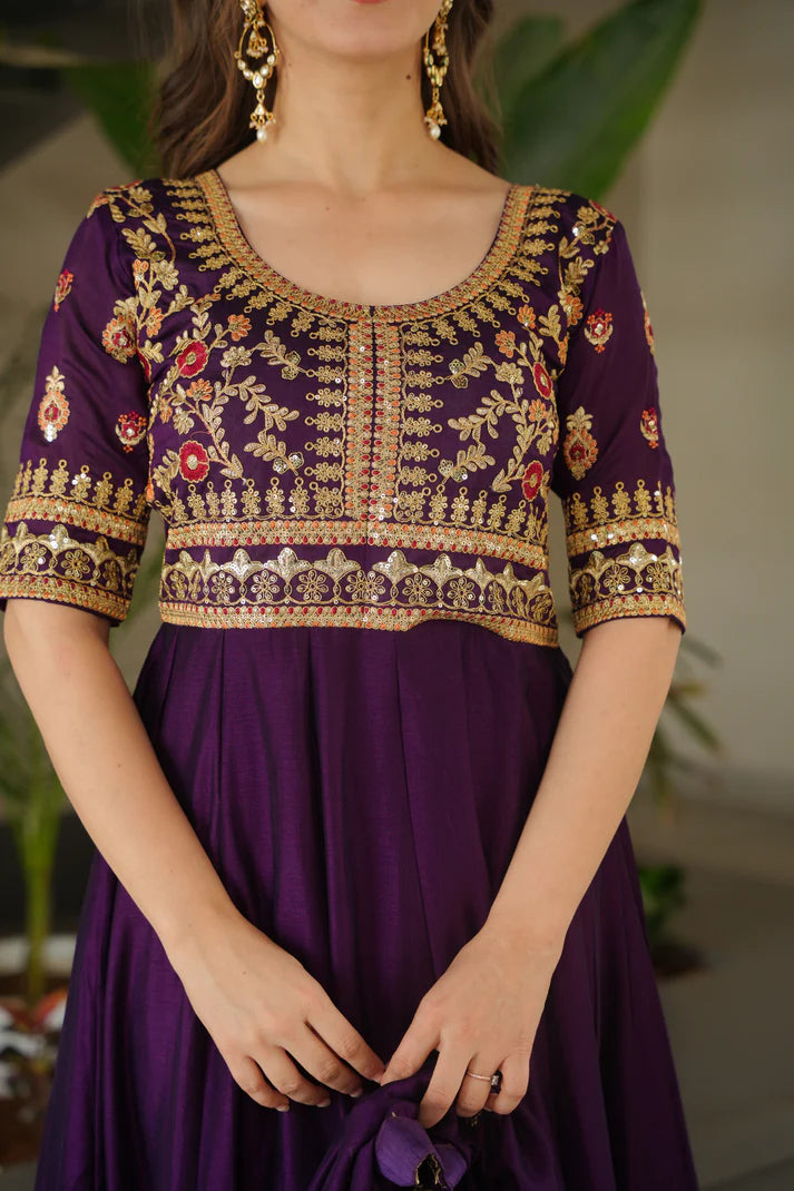FAUX BLOOMING SEQUANCE EMBROIDERED GOWN WITH DUPATTA(WD82)
