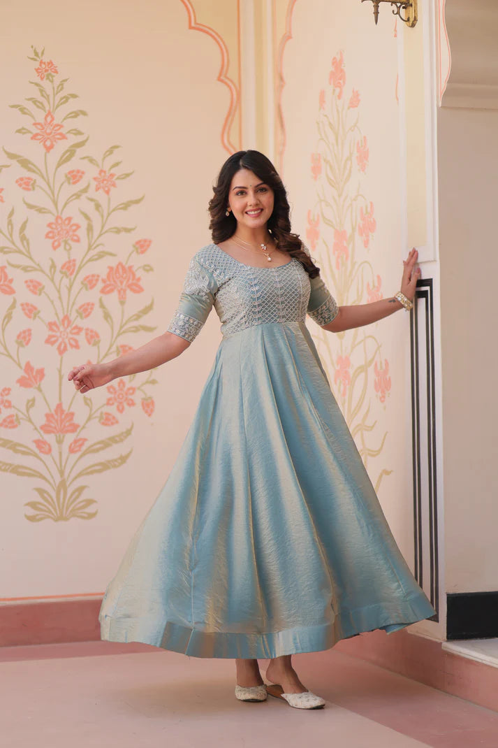 FENDY BEADS EMBROIDERED GOWN(WD63) (01)