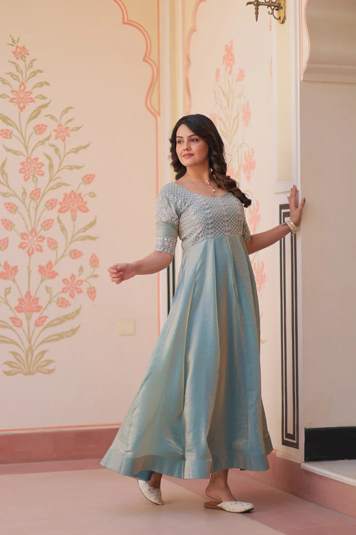 FENDY BEADS EMBROIDERED GOWN(WD63) (01)