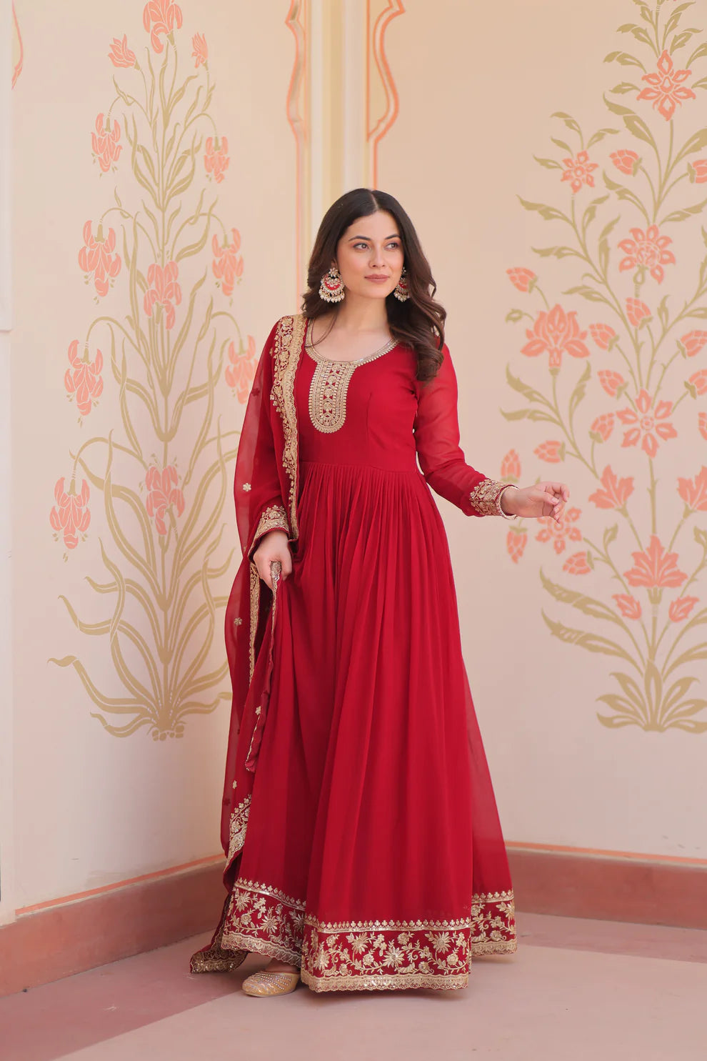 FESTIVAL SELLING BLOOMING GEORGETTE EMBROIDERED GOWN WITH DUPATTAWD187) 02