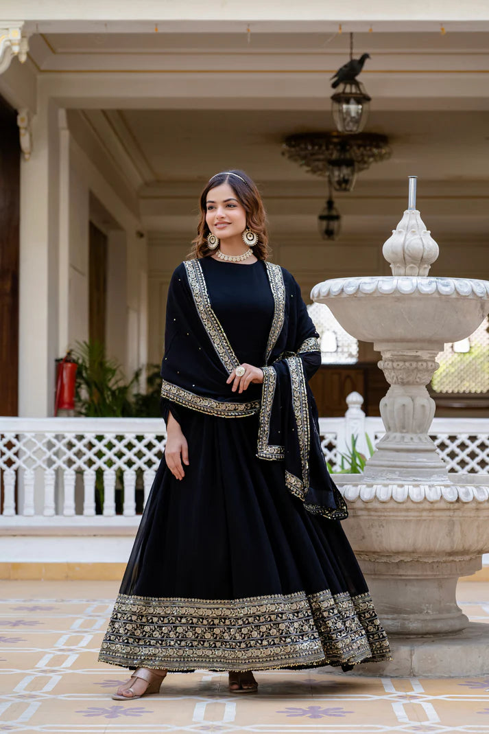 BLACK BLOOMING EMBROIDERED GOWN WITH DUPATTA(WD02))