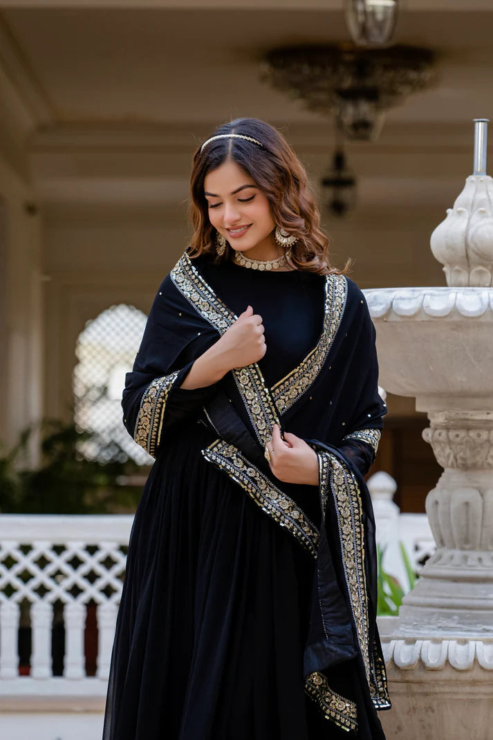 BLACK BLOOMING EMBROIDERED GOWN WITH DUPATTA(WD02))