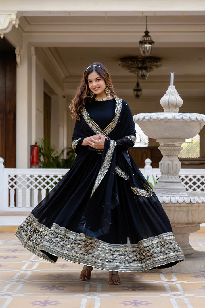 BLACK BLOOMING EMBROIDERED GOWN WITH DUPATTA(WD02))