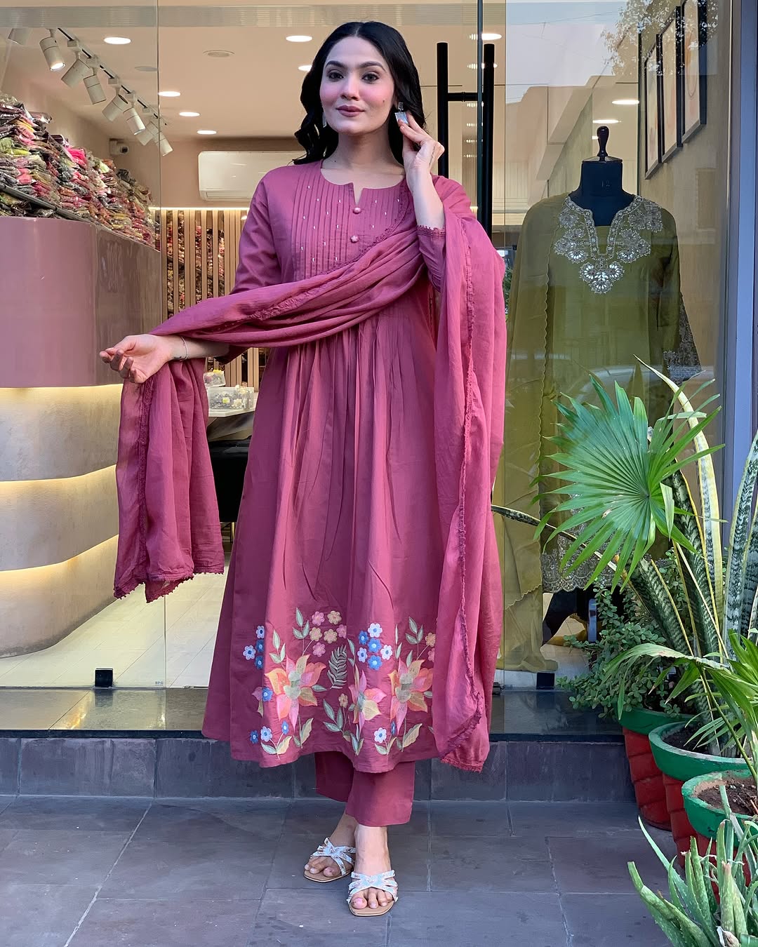 We presents a stunning Cotton anarkali Suit Set-a perfect blend of traditional patterns