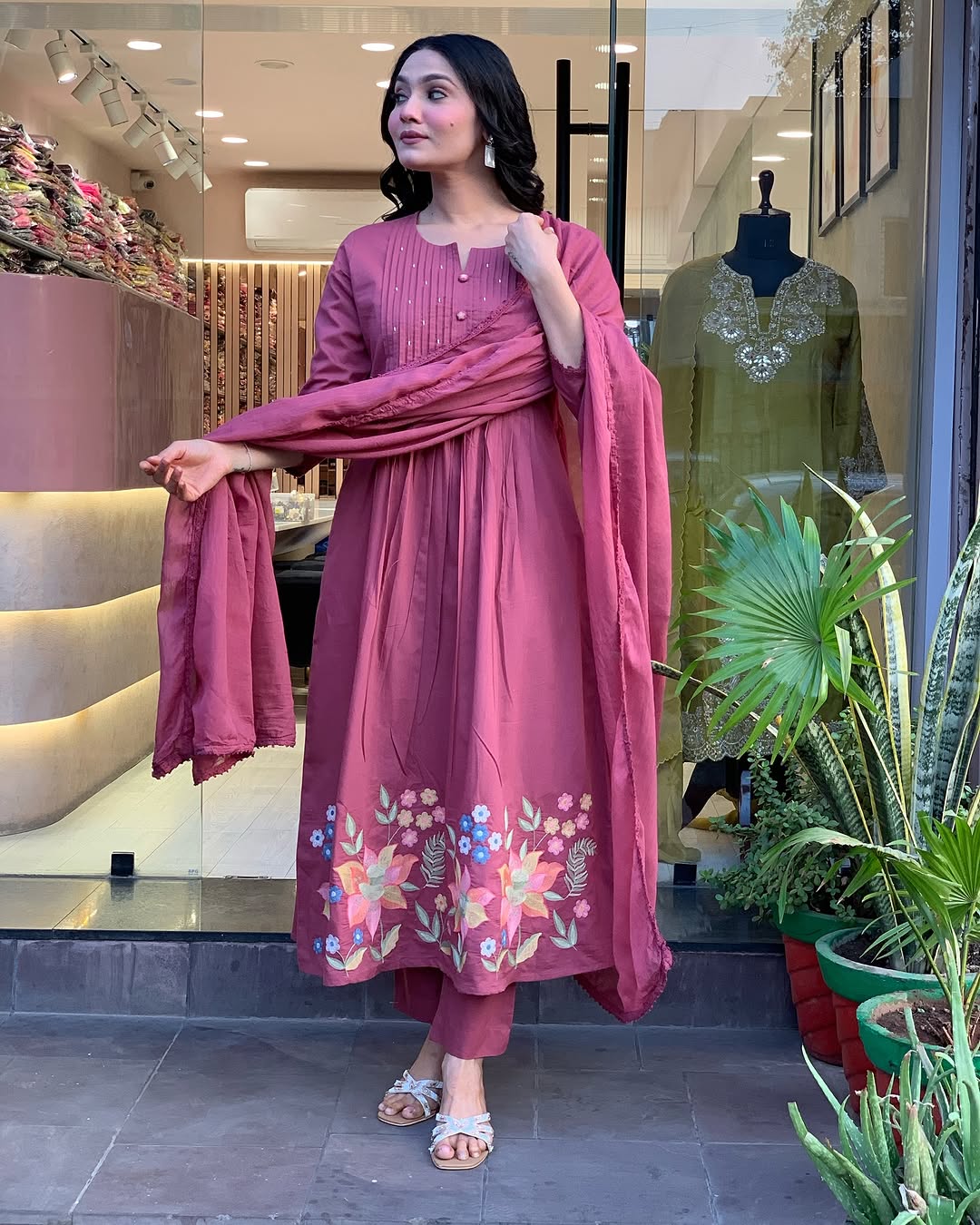 We presents a stunning Cotton anarkali Suit Set-a perfect blend of traditional patterns