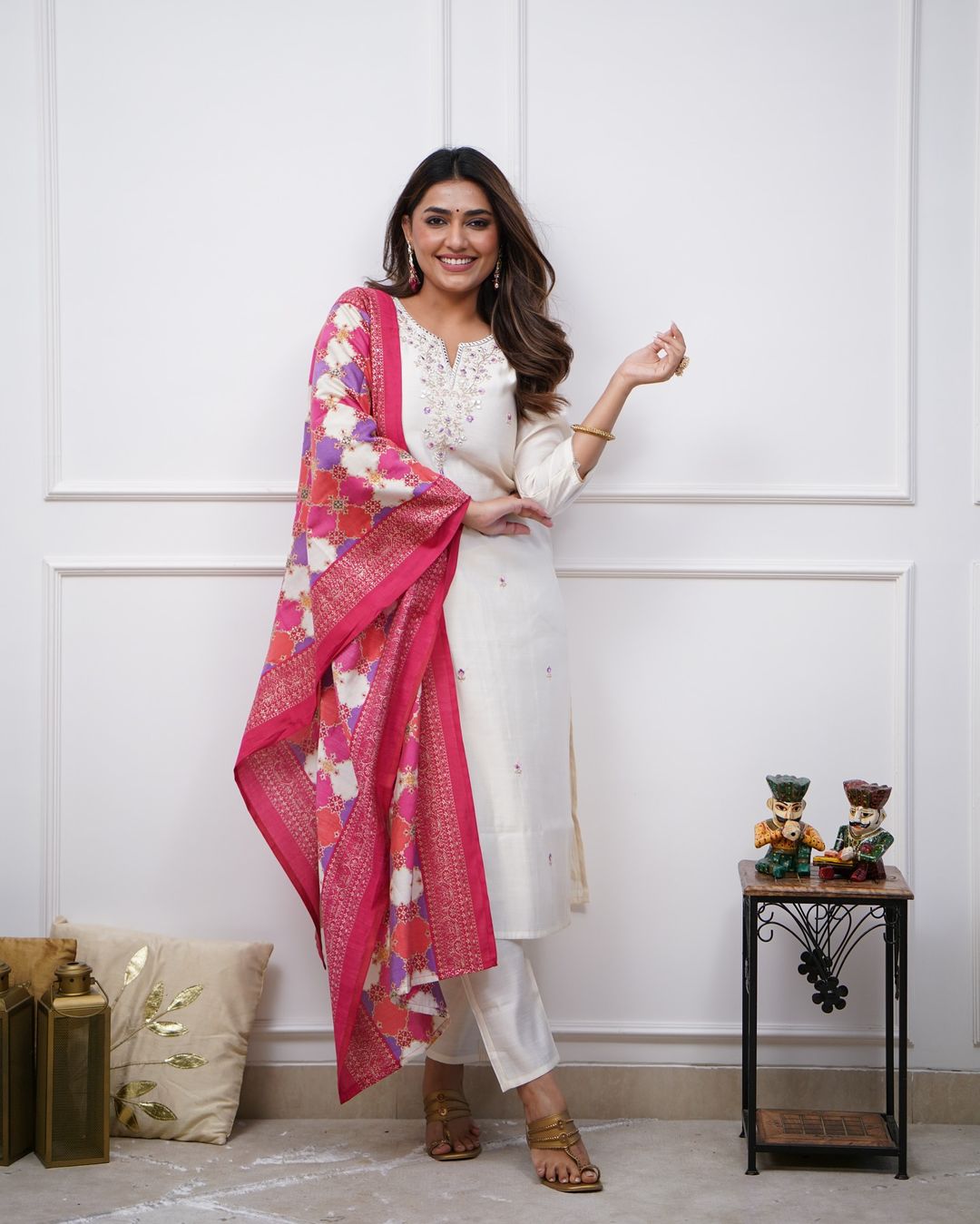 Beautiful Rayon Slub Fabric Kurti With Zari Embroidery + Foil Mirror Work Yoke + Lace Detailing Paired With Pant And Chanderi Silk Digital Print Dupatta☺️ 🫶🏻💃 (WARED224)