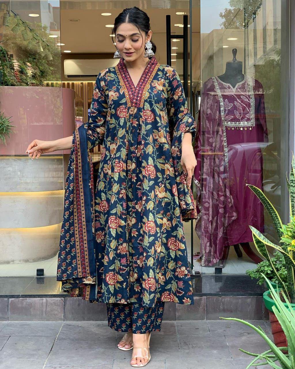 This A-line pant set is perfect for the summer season with its vibrant floral print and confident pocket one side. Plus, the included matching dupatta completes the look and adds an extra touch of style.(WARED208)