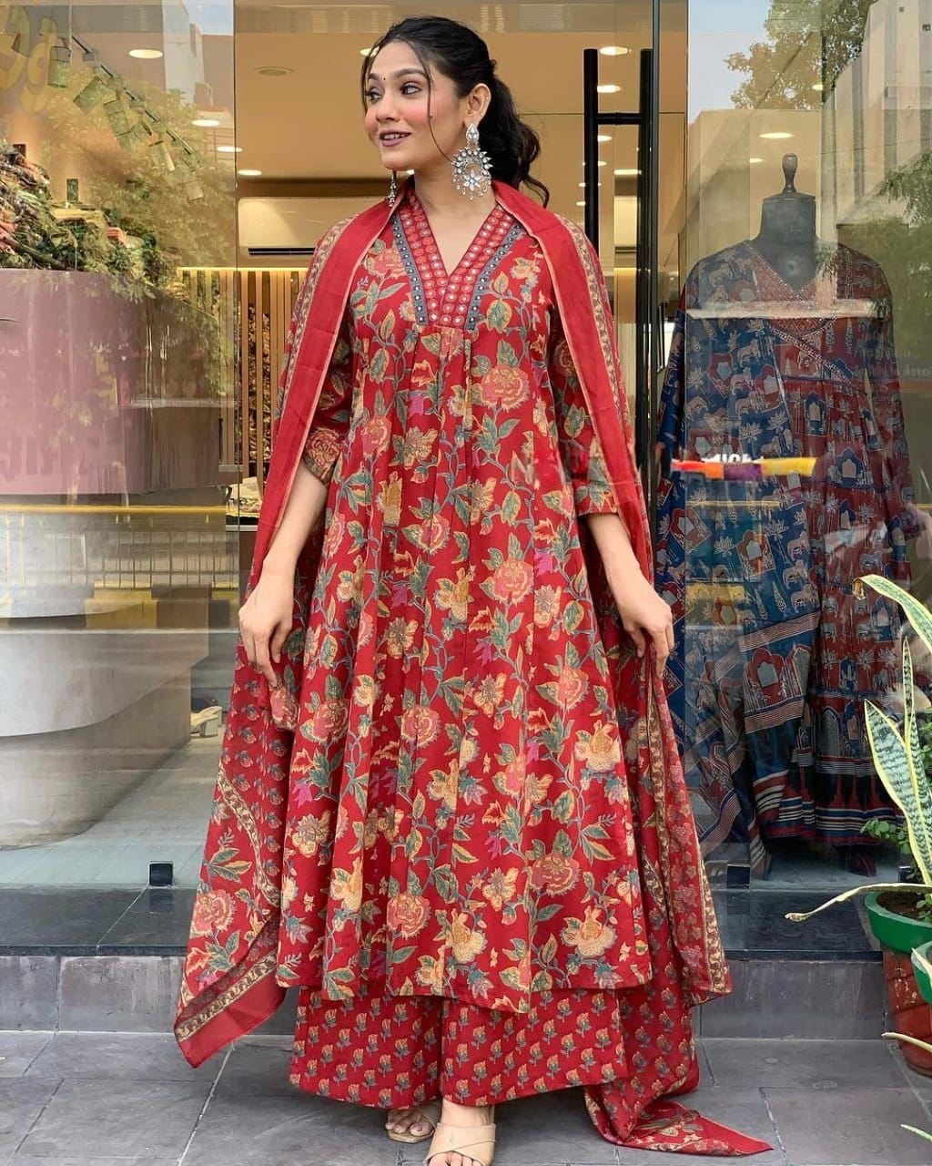 This A-line pant set is perfect for the summer season with its vibrant floral print and confident pocket one side. Plus, the included matching dupatta completes the look and adds an extra touch of style.(WARED206)