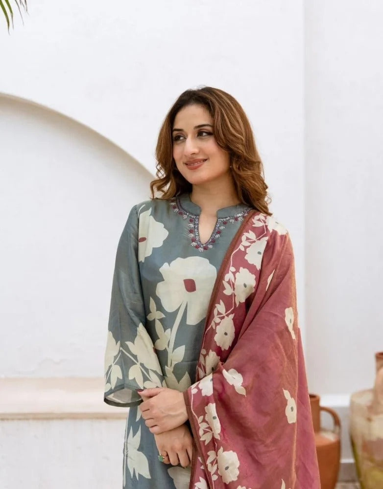 Beautiful pure cotton kurti pant dupatta set๐.(WARED244)