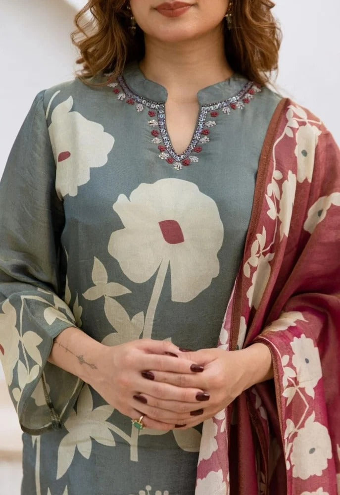 Beautiful pure cotton kurti pant dupatta set๐.(WARED244)