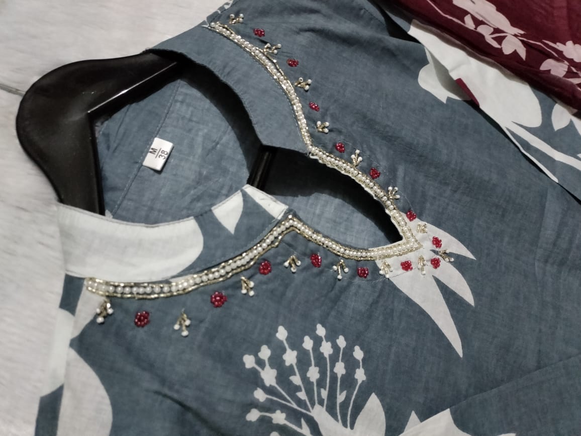 Beautiful pure cotton kurti pant dupatta set๐.(WARED244)