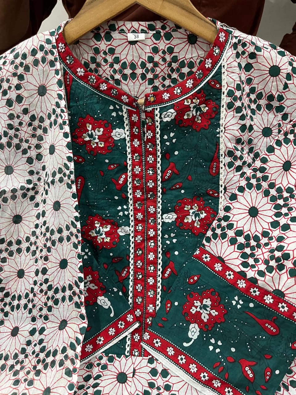 New arrival 💓💓 We are here to spread some magic to your ethnic Heavy Cotton (WARED220)
