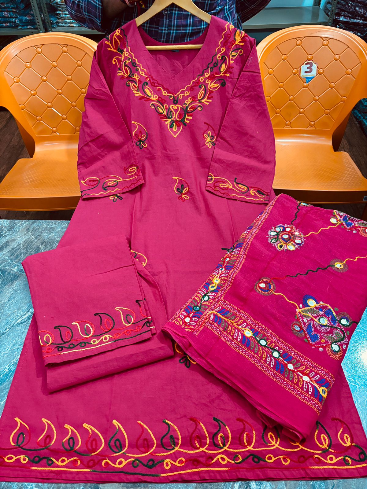 Look straight out of a dreamy movie set as you turn around and walk in this elegant flaired suit ! The perfect of traditional wear(WARED210)