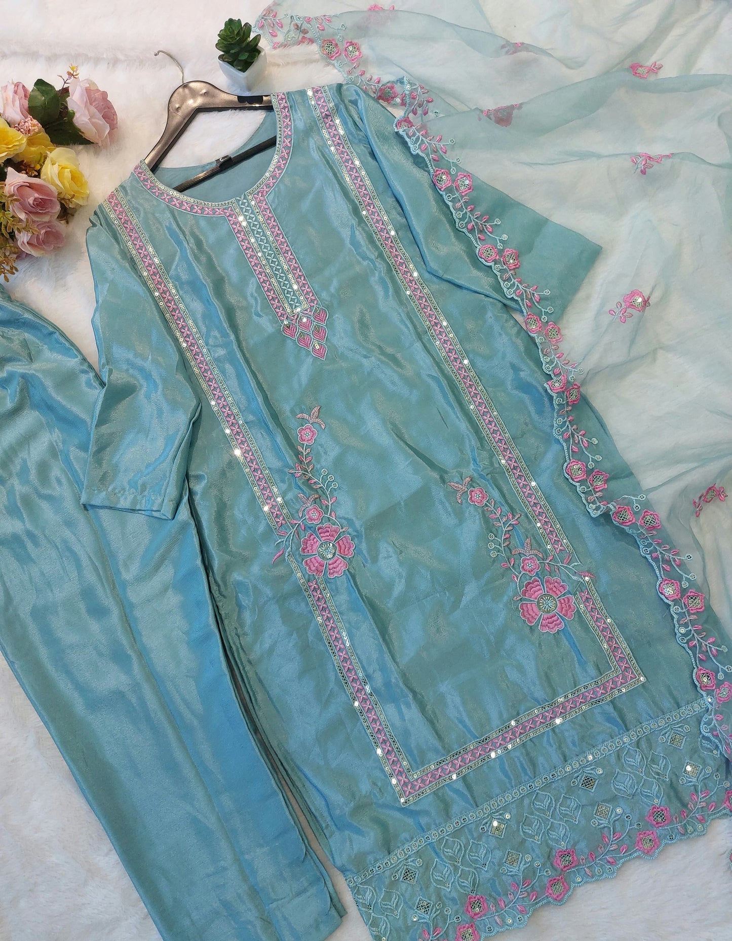 pure heavy chinon and heavy multi Embroidery 🪡 and squance work on all over kurti and duppata; (WARED13)