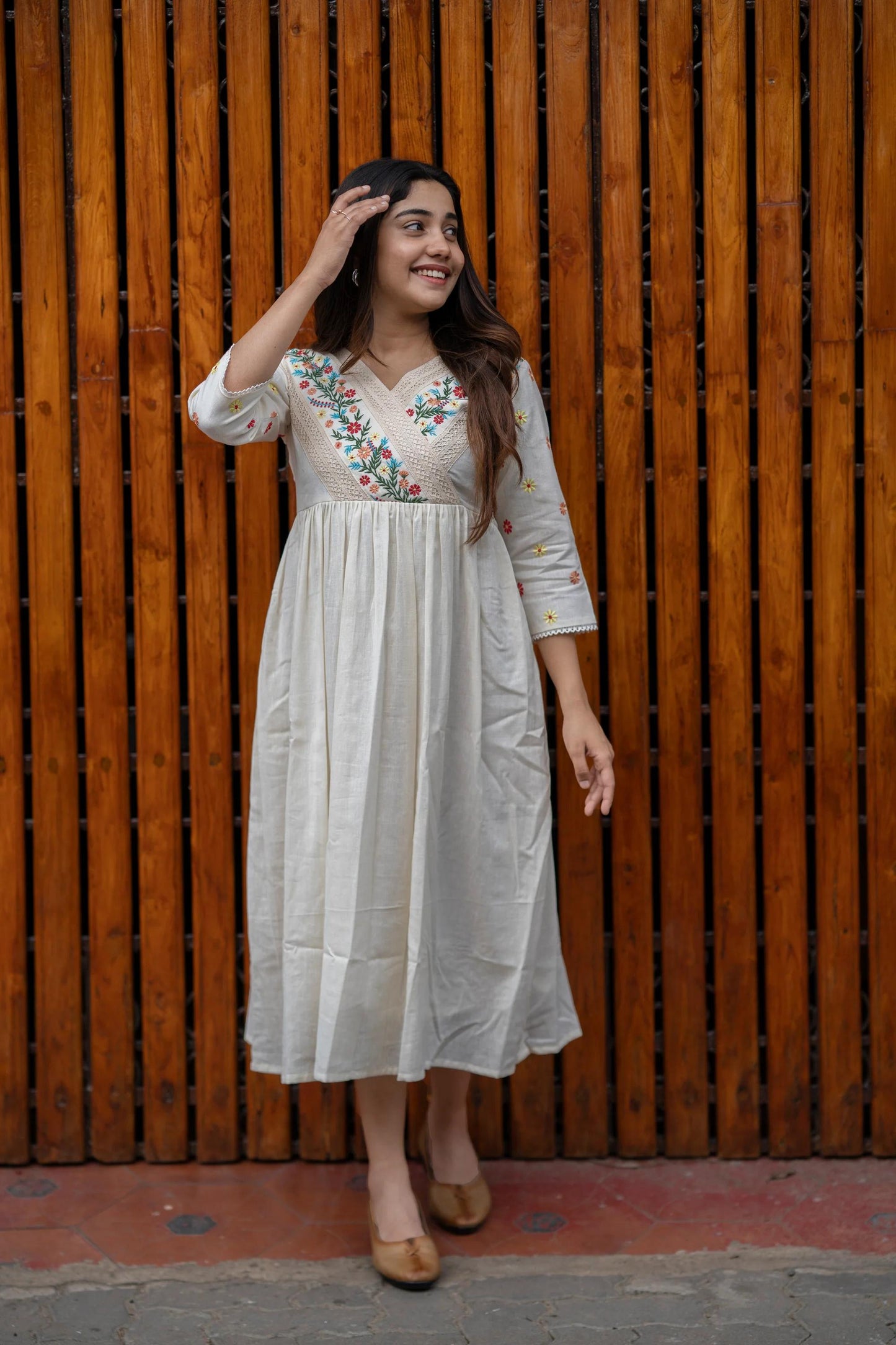 š„Launching Off-white cotton dress with floral embroidery and crochet lace detailing on yoke and sleevesš„