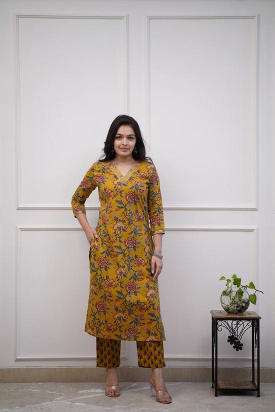 Inject a boost of Embroidery work and playful prints to your wardrobe this season👌👌 (WACD46)
