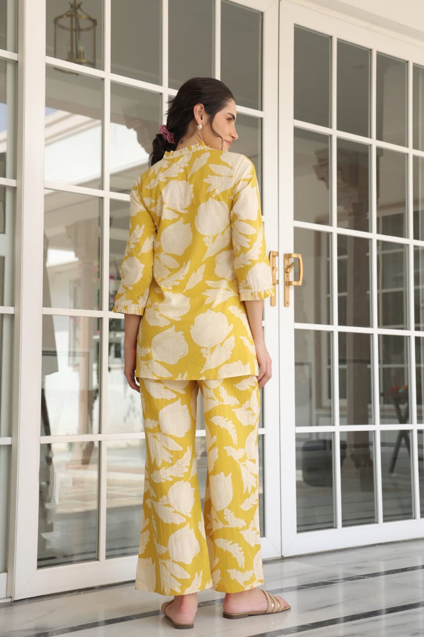 Stylish printed cord sets for this Summer which gives you a cool n stylish look (WACD50)