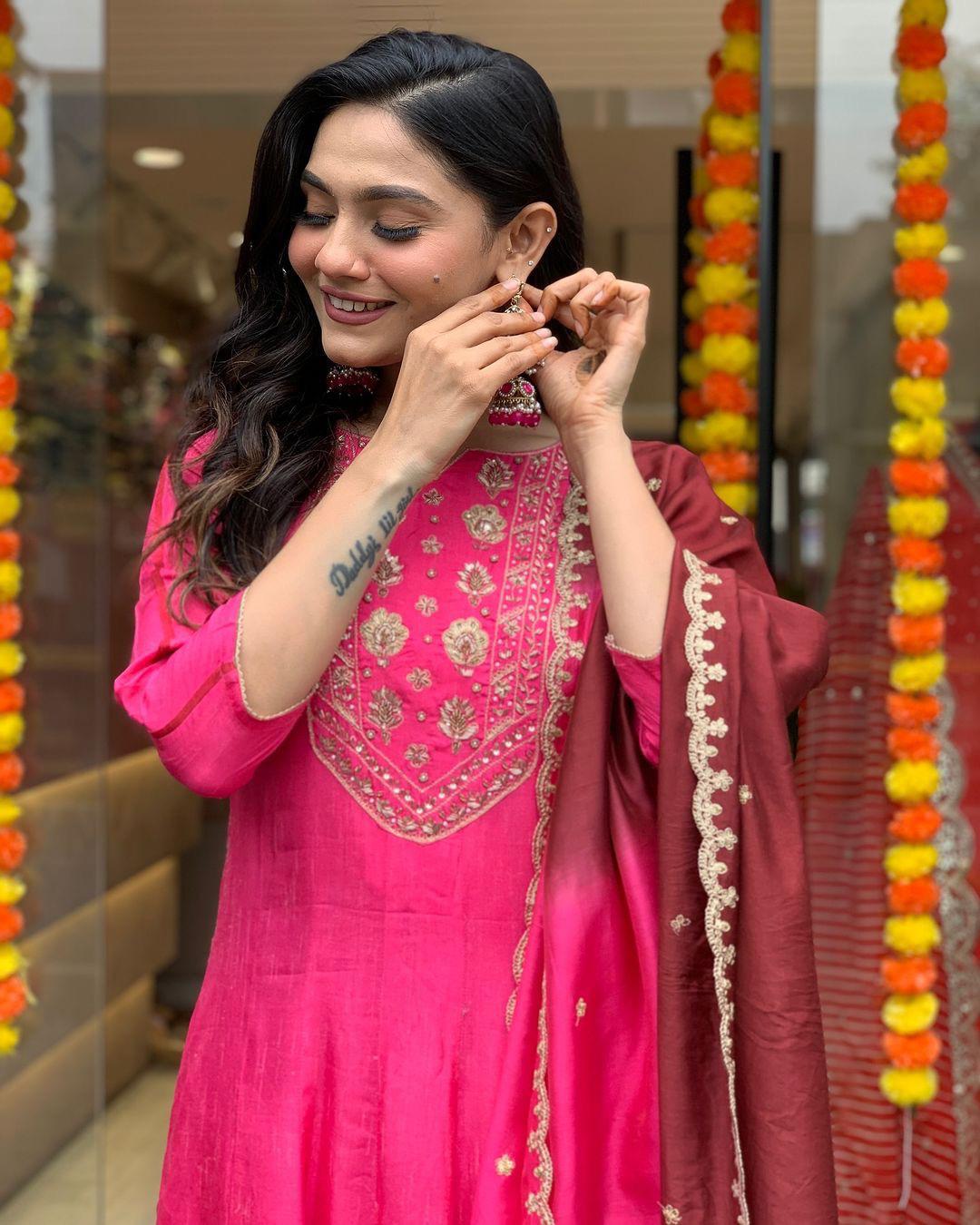 Our Exclusive Collection is here, to add a touch of tradition to your wardrobe.(WARED16)