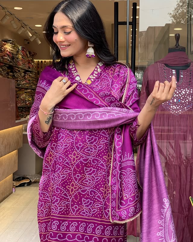 Launching Simple & Decent Look for This Festive Season (SWRED30)