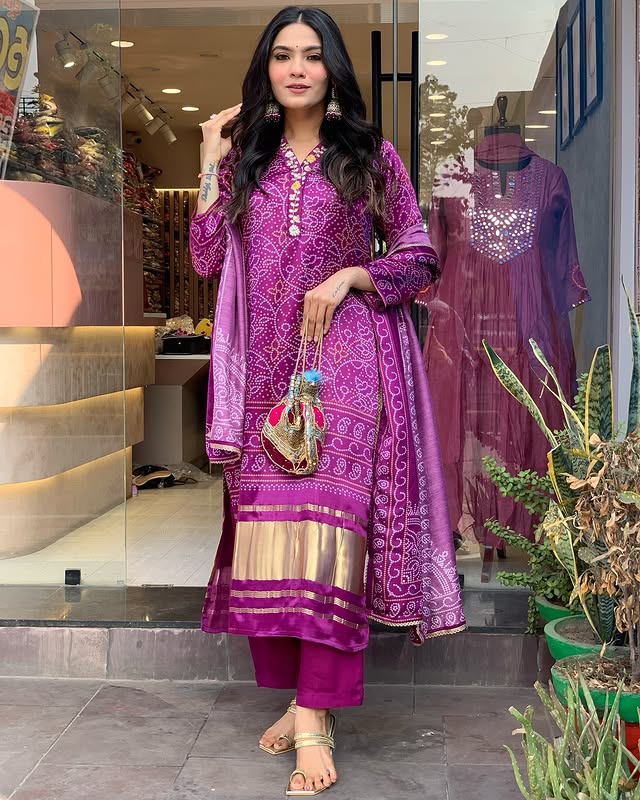 Launching Simple & Decent Look for This Festive Season (SWRED30)