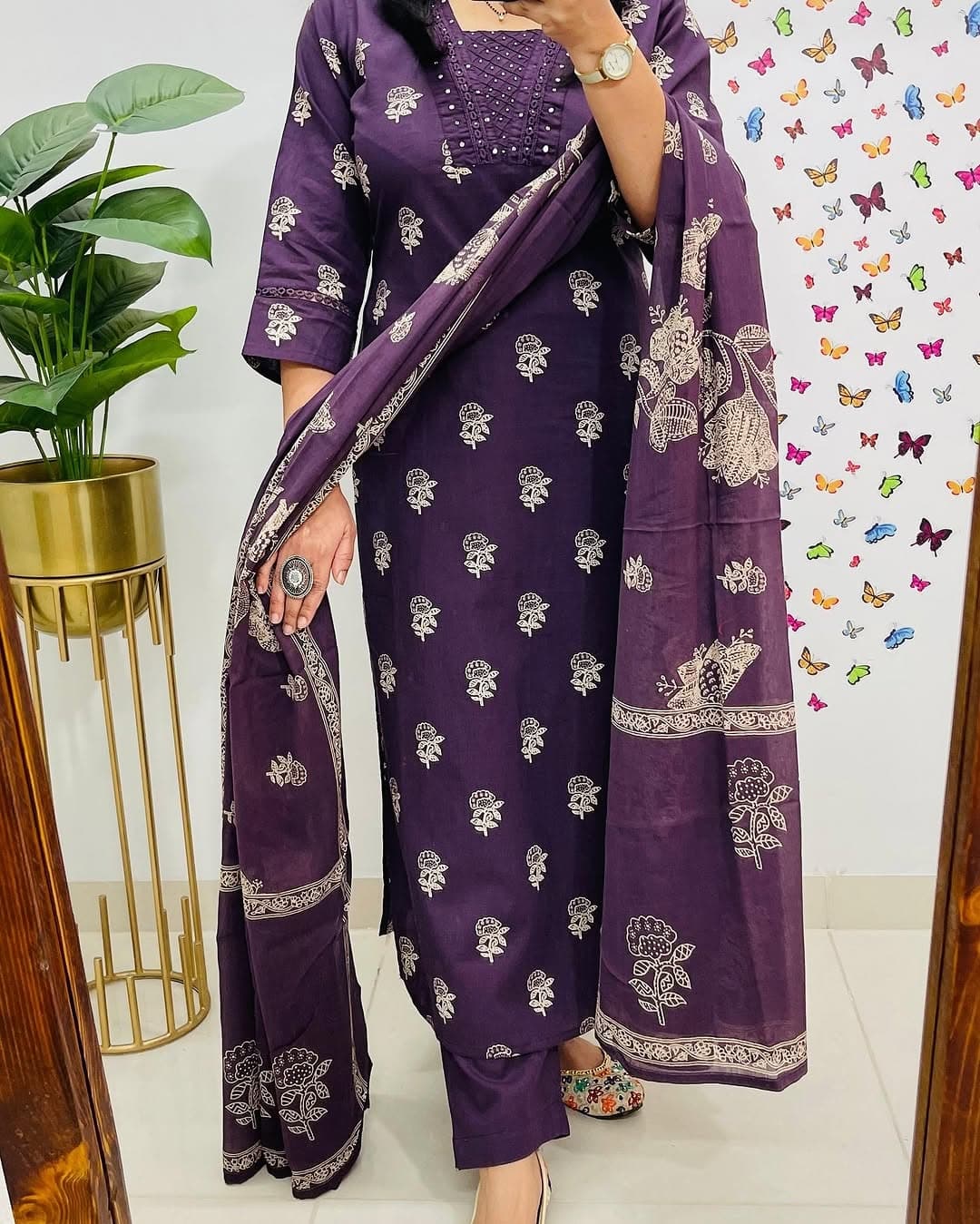 .🌹🌹Pure fine Cotton fabric Kurti with Pant with cotton 100-100 Dupatta🌹🌹Nack Hand work(WARED22)
