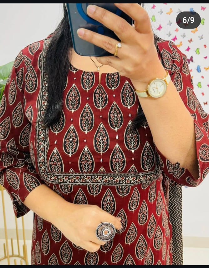 Premium fine cotton with handcrafted work on yoke paired with fine cotton dupatta with pant*....(WARED378)