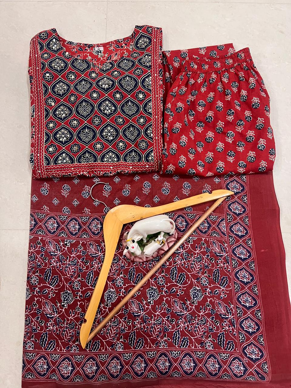 β NEW FULL COTTON PRINT HAND WORK STRAIGHT KURTI PANT MALMAL DUPATTA ARRIVAL ππ(WARED396)