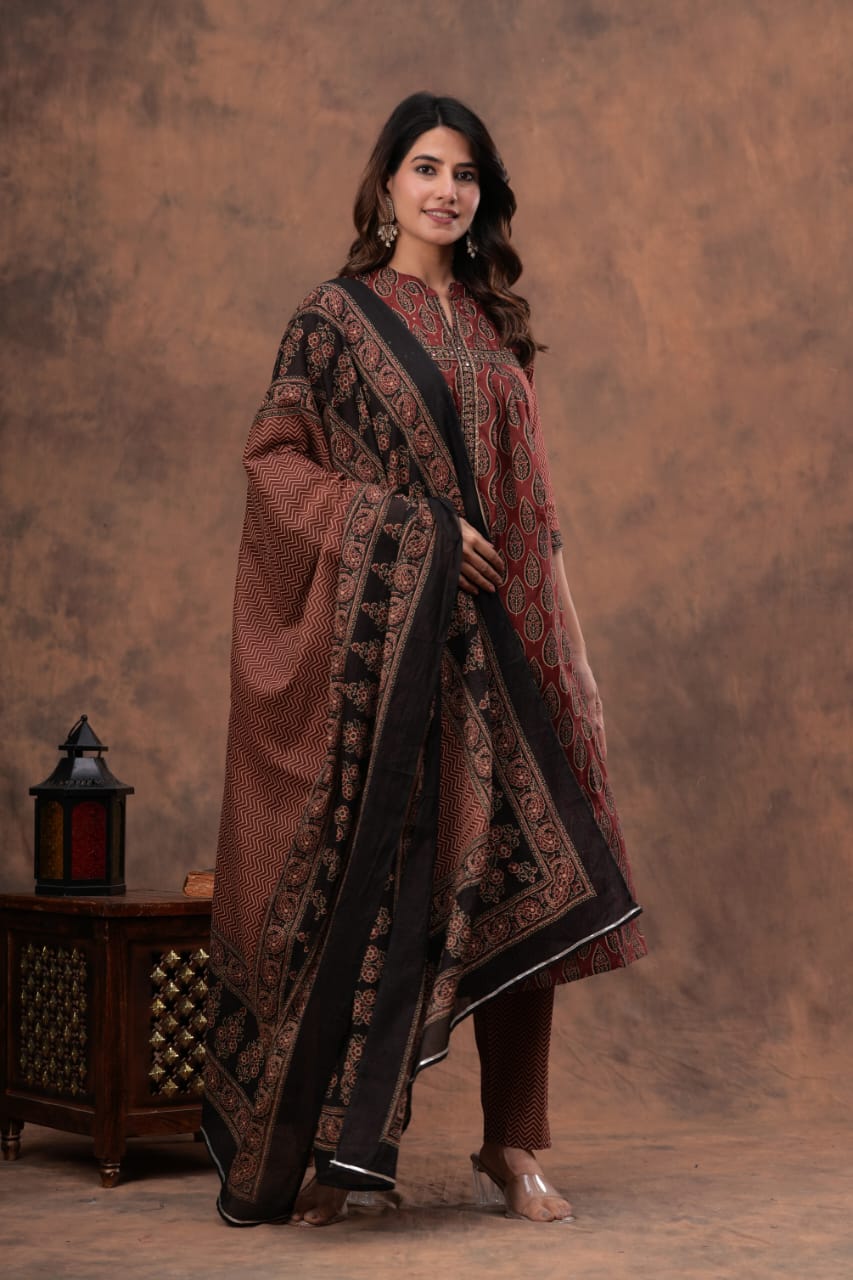 New launch 🆕 Printex kurti with pant and dupatta(WARED401)