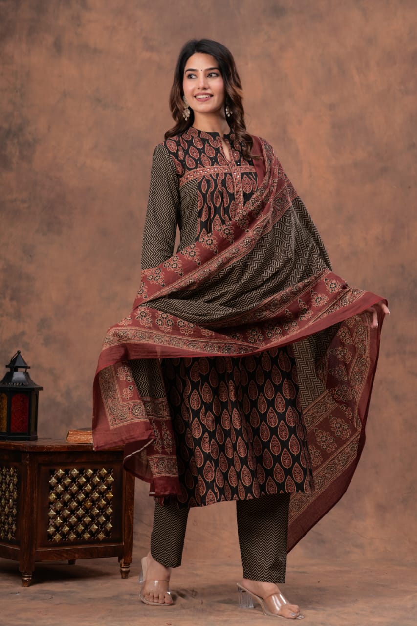 New launch 🆕 Printex kurti with pant and dupatta(WARED402)