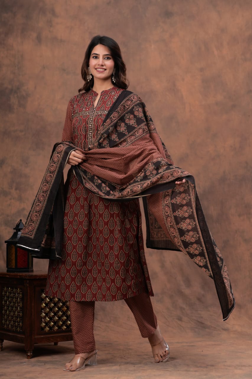 New launch 🆕 Printex kurti with pant and dupatta(WARED401)