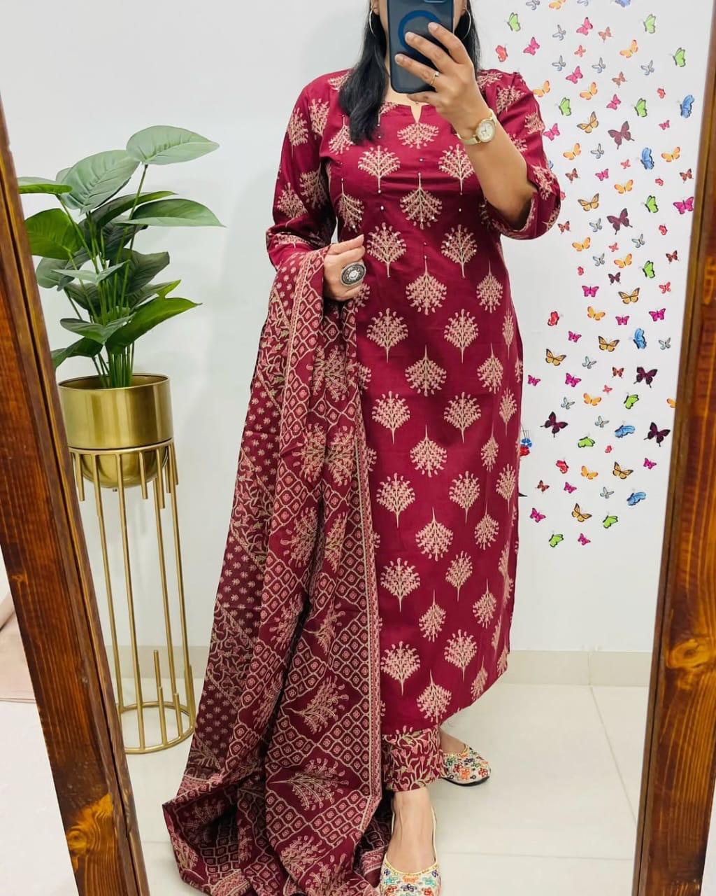 🌹🌹Pure fine Cotton fabric Kurti with Pant with cotton 100-100 Dupatta🌹🌹Havy sequence hand Adda work on yoke
