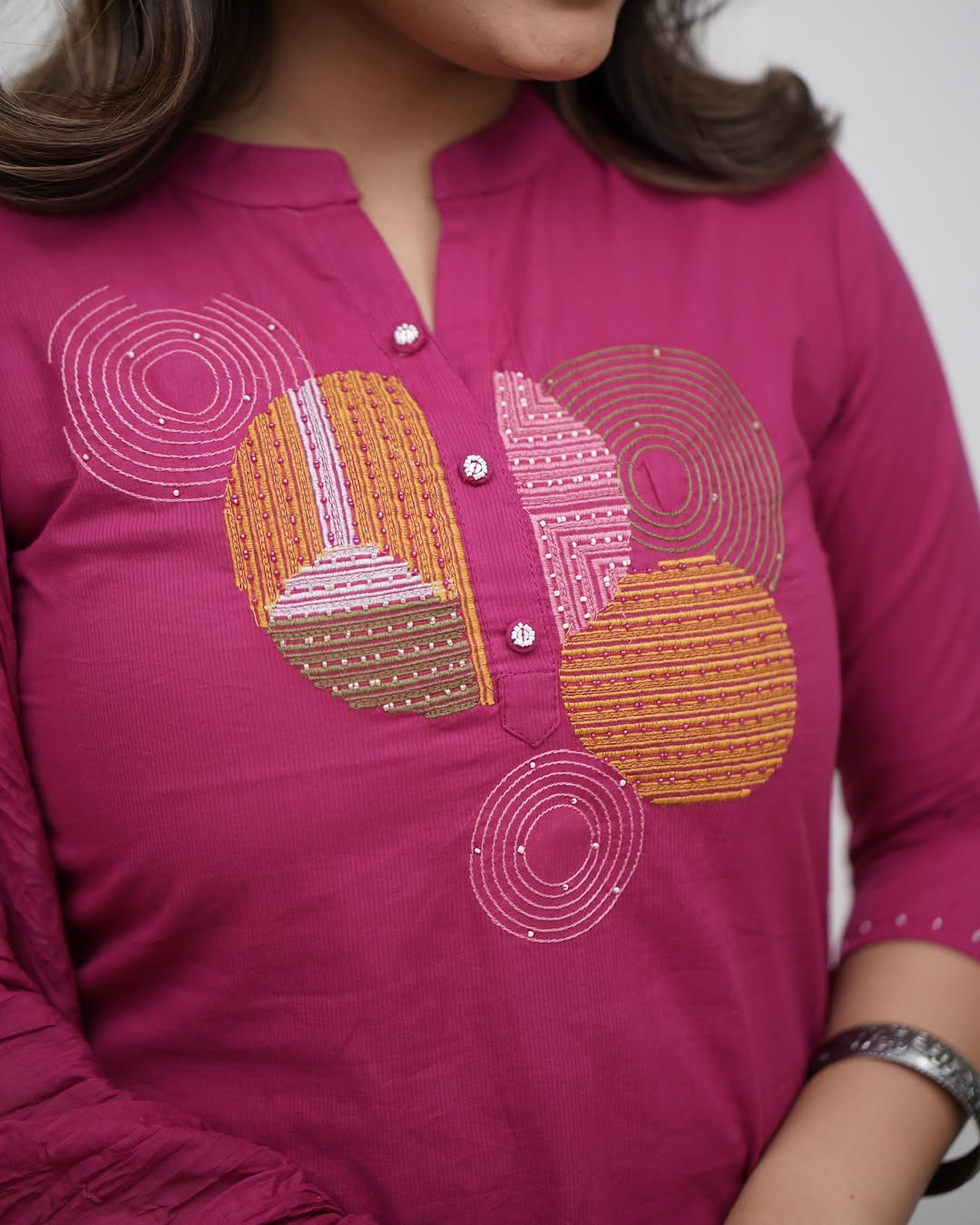 This Kurti,pant & dupatta set is perfect for the summer season(WARED32)