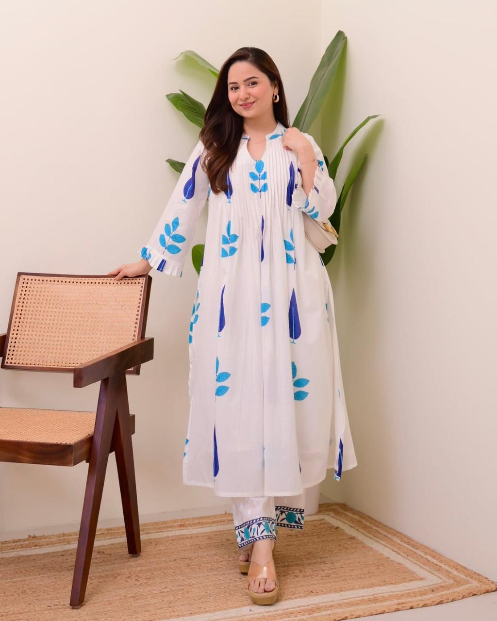 We are Launching a beautiful ๐๐ Summer Special Taj Cotton Fabric in pintex design(WACD100)