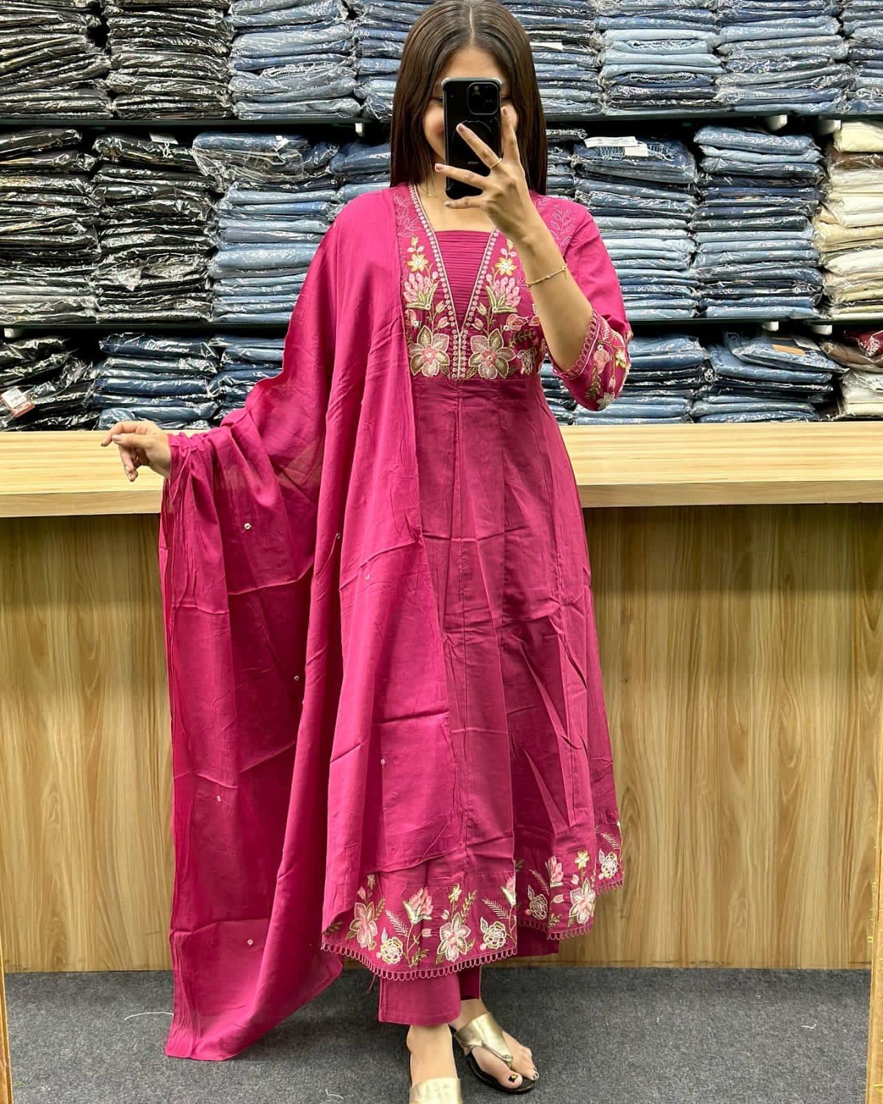 New anarkali kurta set with Cotton Pant Malmal Dupatta(WARED456)