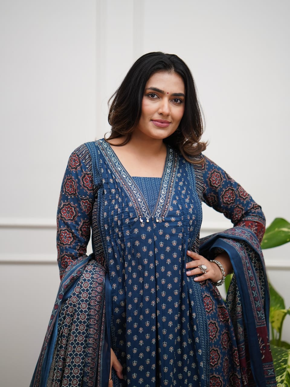 ๐๐ป๐๐ปNEW product LUNCHING super hit hai dimand product Beutiful Suit Set๐๐ป๐๐ป(WARED462)