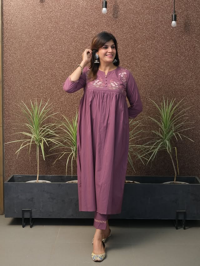 look classy and elegant with our new pure cotton collared kurta pant set(WACD146)