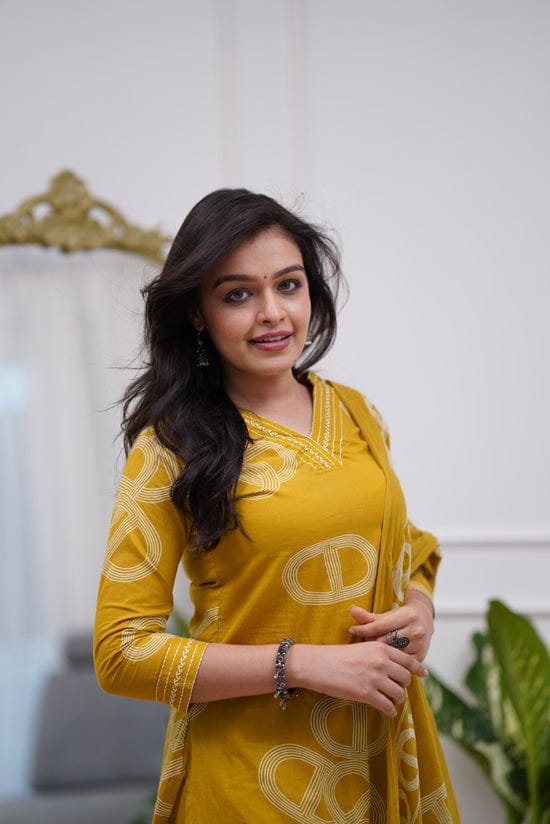 👗 Beautiful Cottan Kurtis pent with Mulmal duptta 👗(WARED470