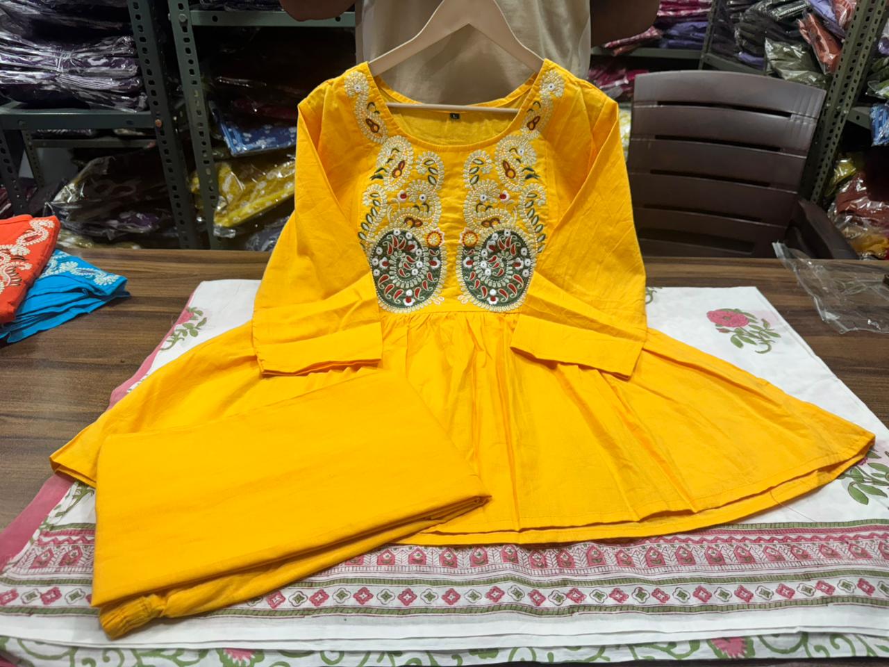 Upgrade your office wear wardrobe (WACD156)