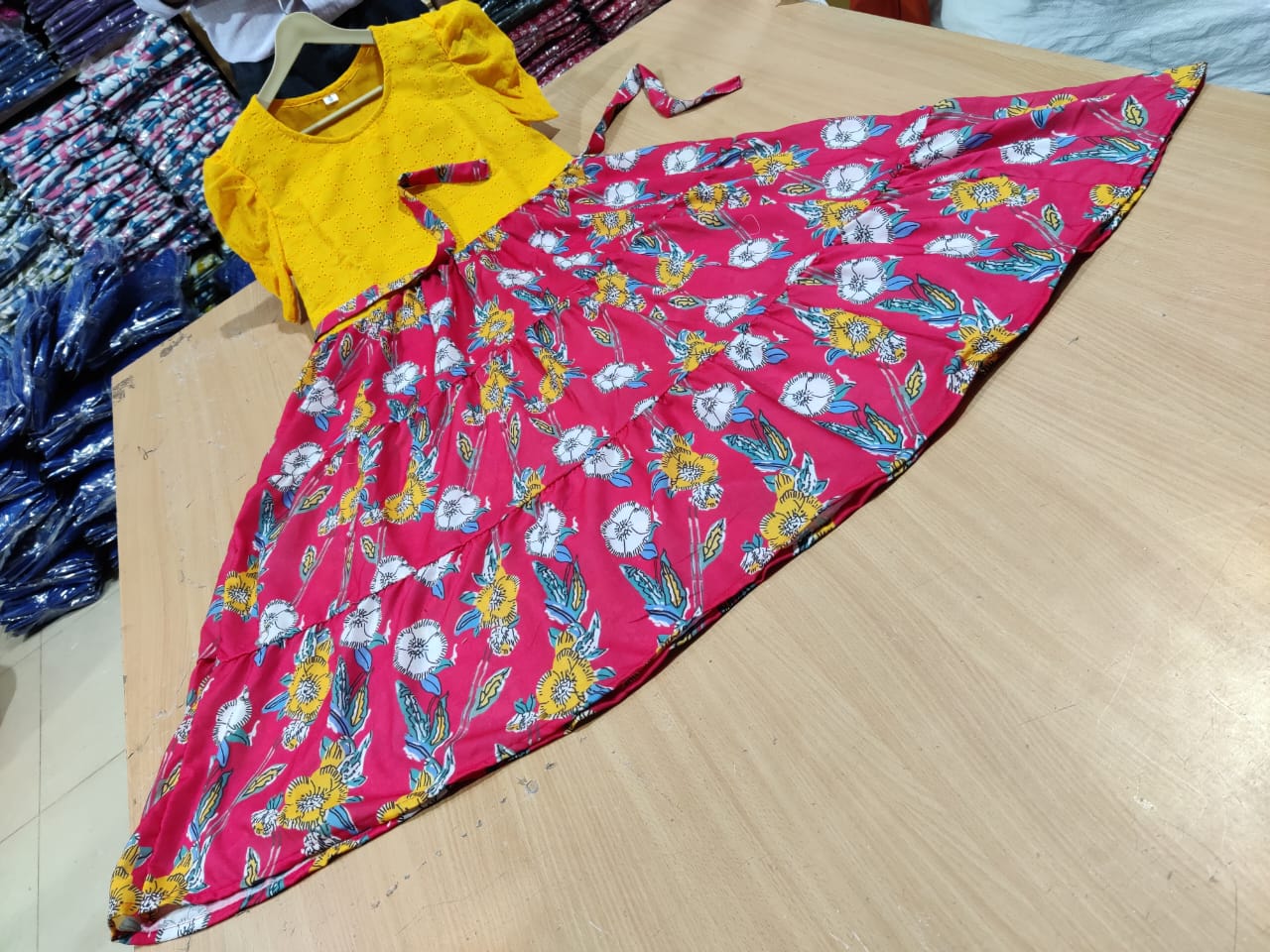 charm v2- Introducing Beautiful hakoba with pattern dress! (WACD157)