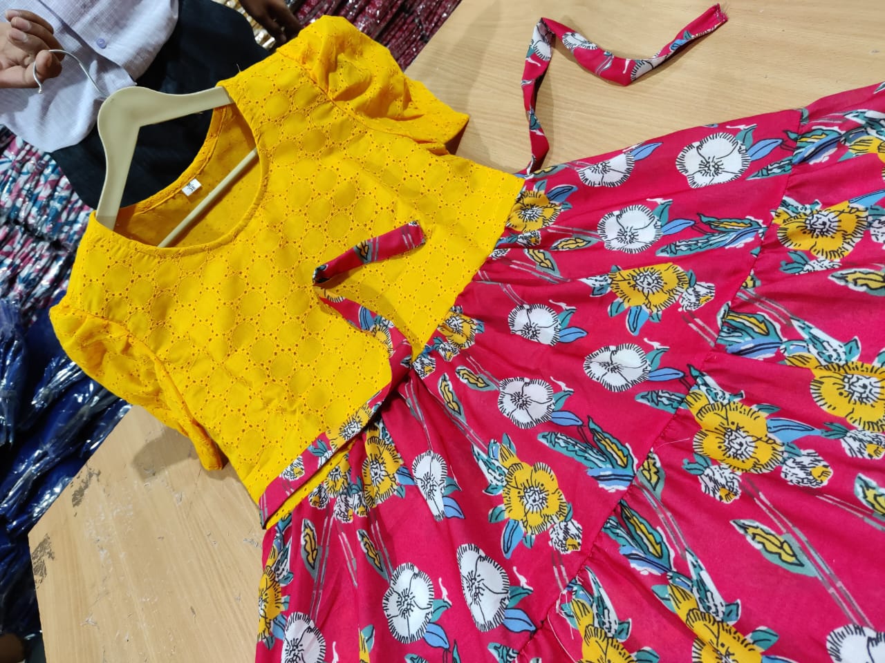 charm v2- Introducing Beautiful hakoba with pattern dress! (WACD157)