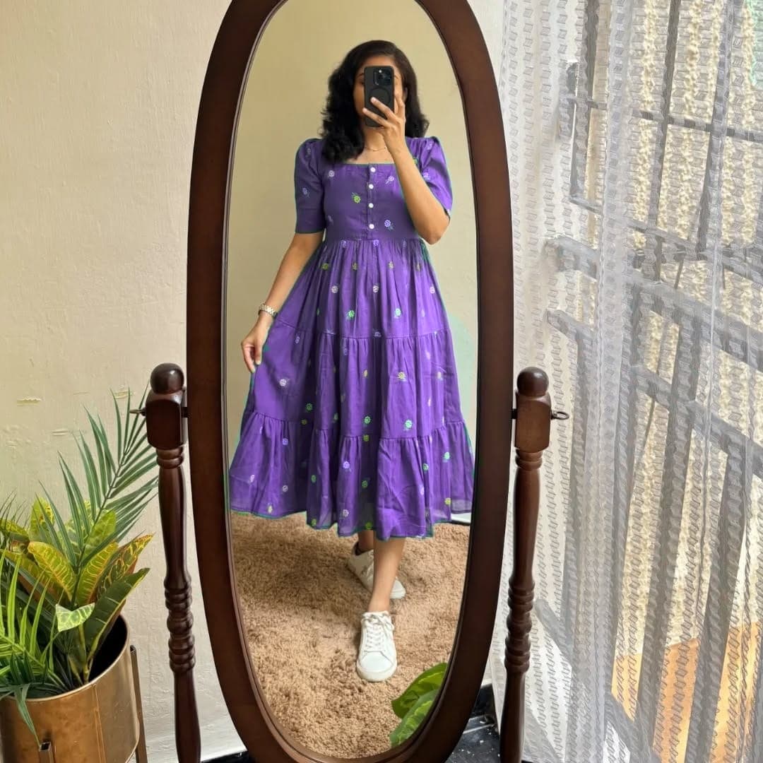 New launch πππ_ beautiful embroidered gown π€(WACD131)