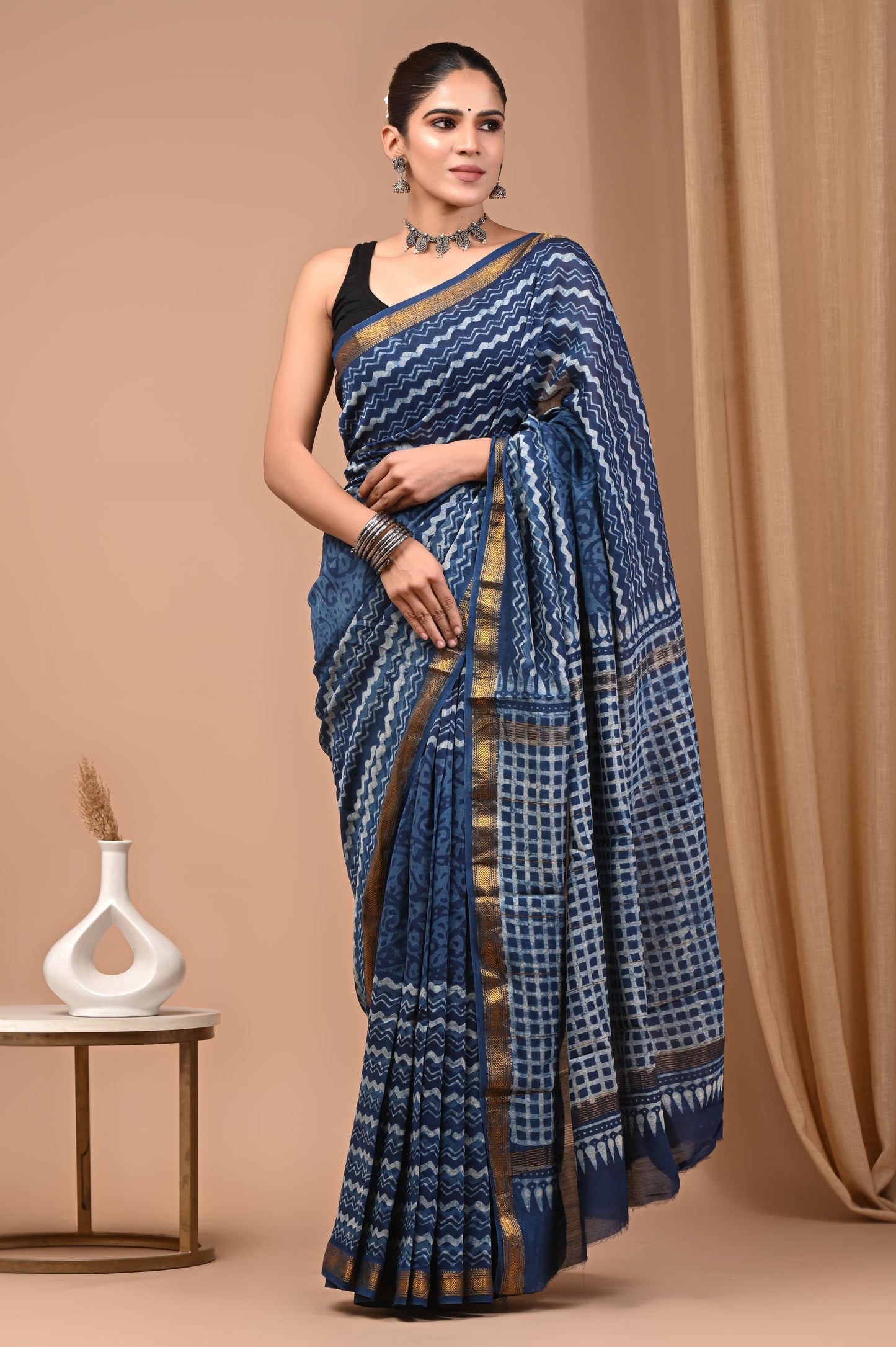 Premium Maheshwari Silk Saree (SWSRMAH111)