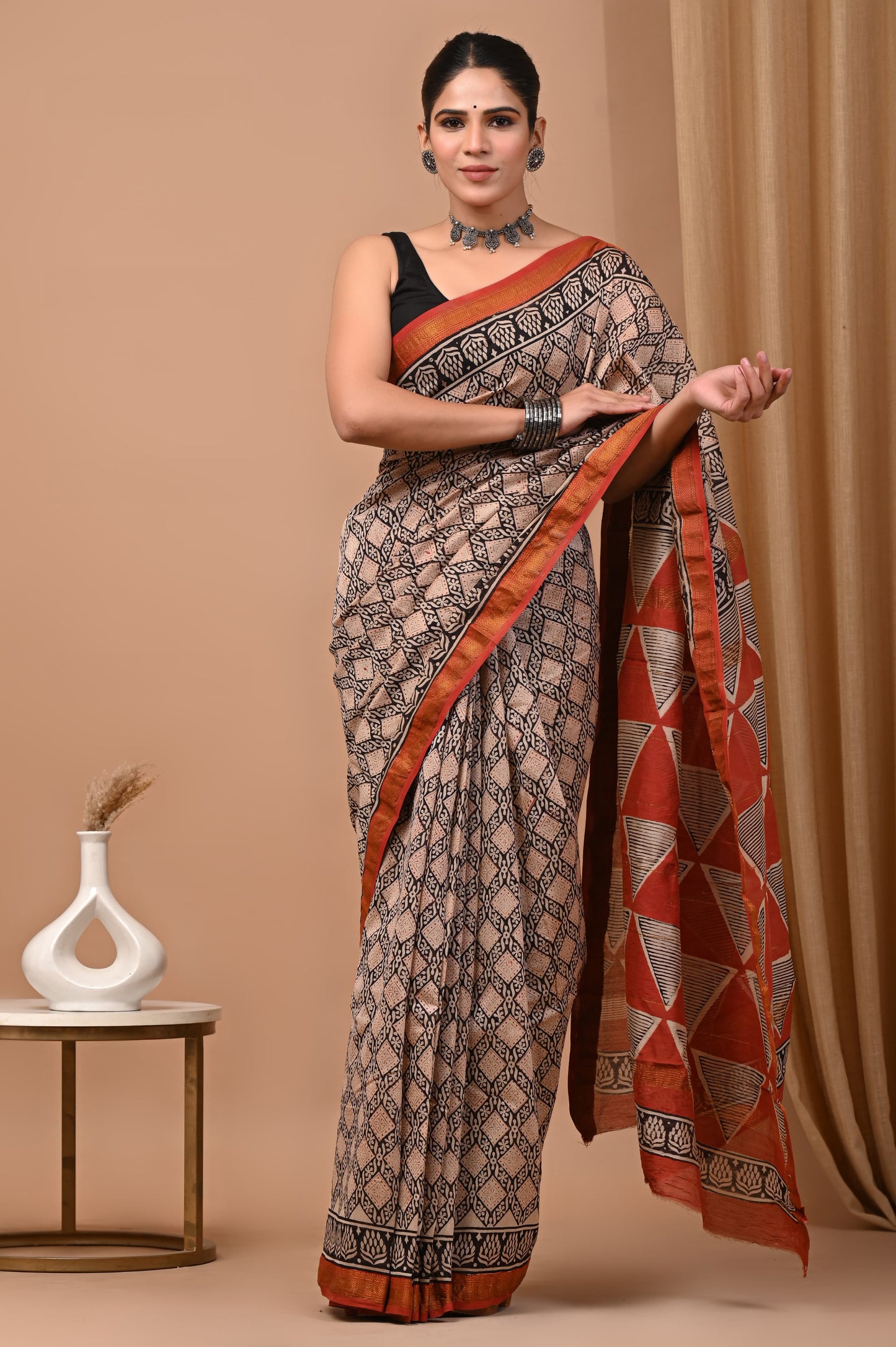 Premium Maheshwari Silk Saree (SWSRMAH66)