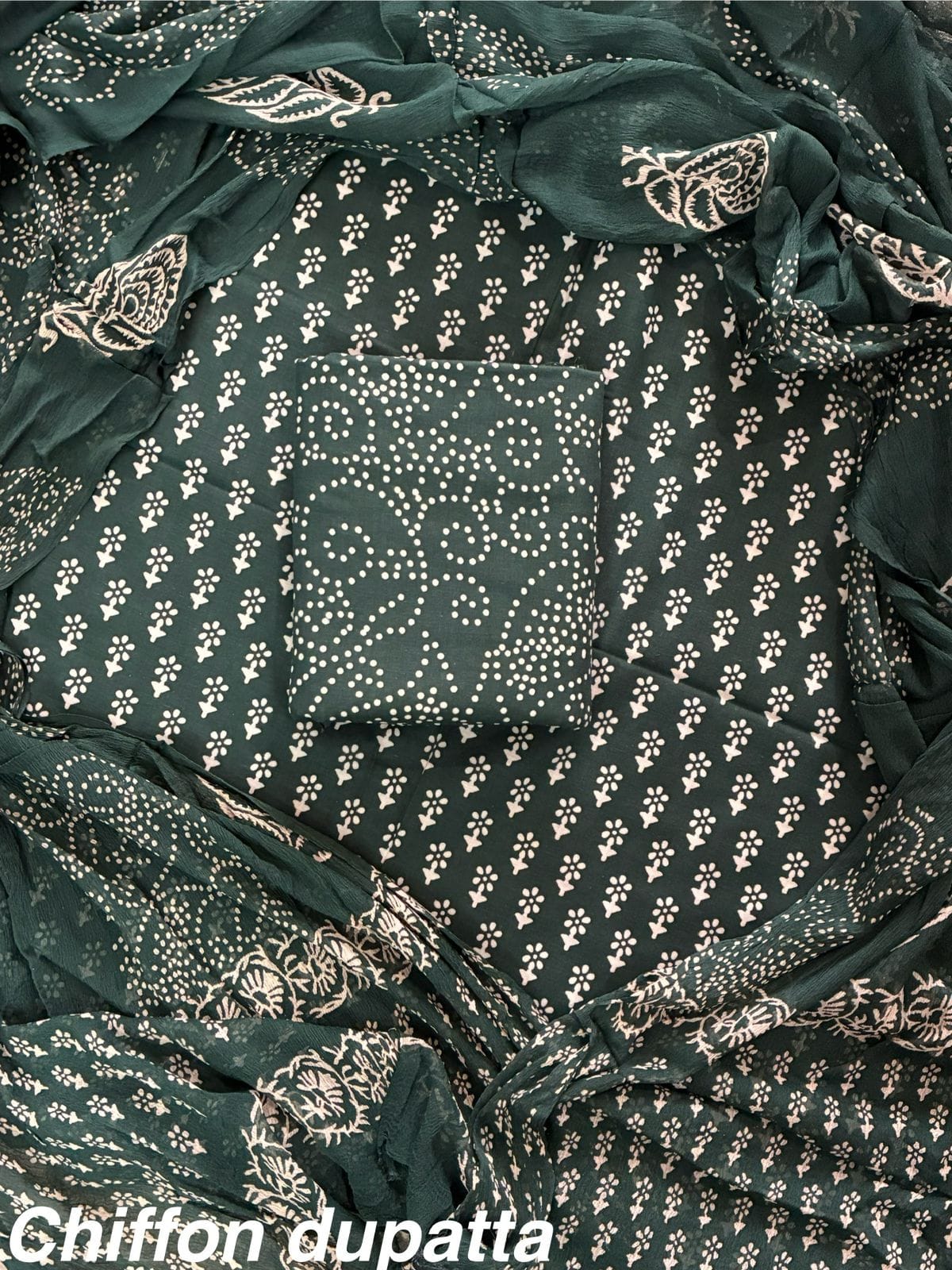 DESIGNER HAND BLOCK PRINT COTTON SUITSET WITH CHIFFON DUPATTA(WACFCOTMU65)