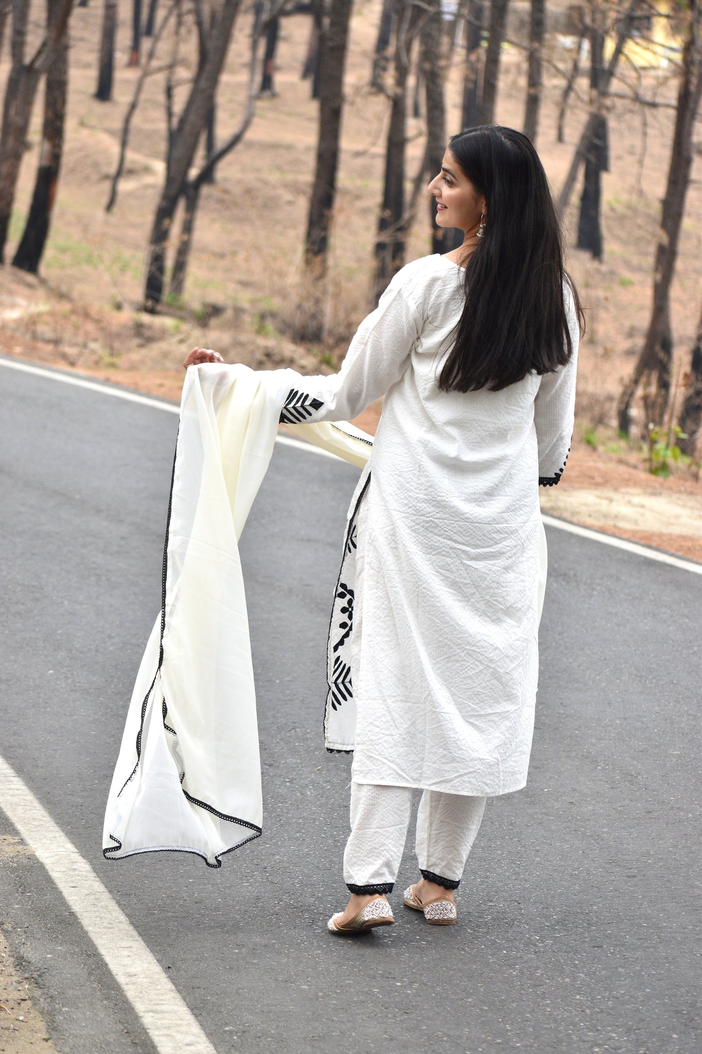 *We are here to spread some magic to your ethnic Heavy cotton katha work and embroidery ๐ชก work and beautiful lace work .